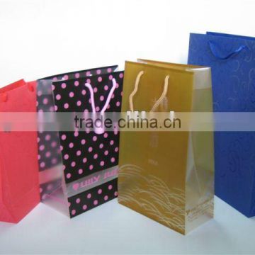 Plastic PP Bag With Printed Logo and OEM Handle SC39