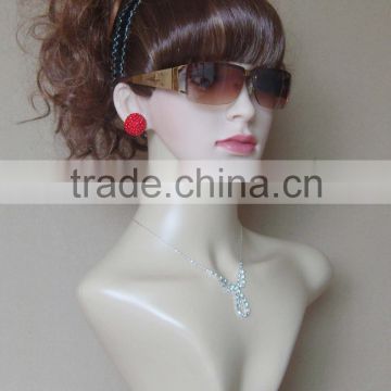 Fashion asian mannequin head