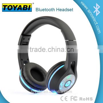 SE-BT0036 LED headphone with a comfortable adjustable head piece that fits perfectly over your head. Built-in microphone
