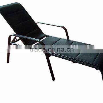 outdoor or garden furniture PE-wicker sun lounge