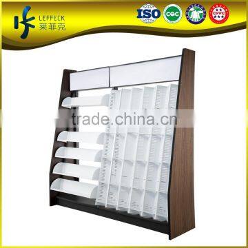 Single column bookshelf, Shelf supports for shelves, Wooden and steel shelf