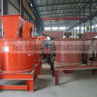 Stable Operation Vertical Composite Crusher Long Service Life