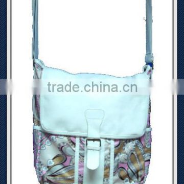 Printed polyester ladies shoulder bag with leather trim