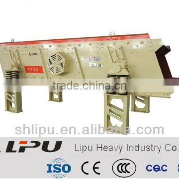 Small standard vibrating screen with high quality
