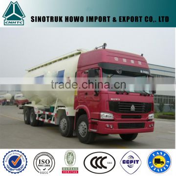 SINOTRUK HOWO original powder material transport truck