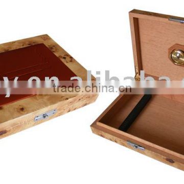 Novelty wooden cigar box and cigar humidor