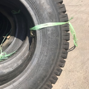 825R20 Claw Truck Tyre
