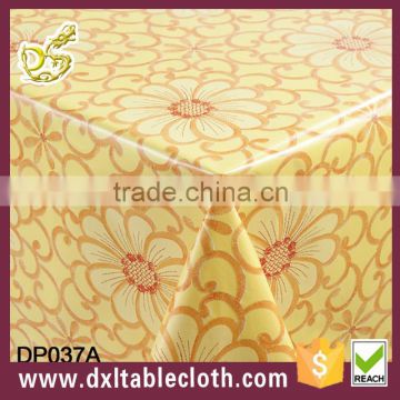2015 cheap fabric PVC printed golden transfer tablecloth in roll
