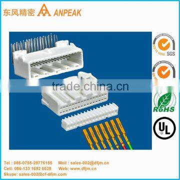 Automotive 32 pin female connector