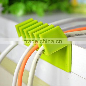 CC902 cord divider 2PCS in Pack PP stickers cable clips
