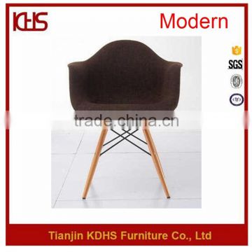 China Supplier Competitive Popular Half Fabric Wide Seat Emes Leisure Chair