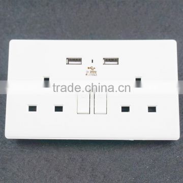 Multi plug wall sockets with dual usb ports made in China usb wall socket