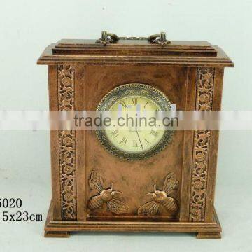 archaize wood clock