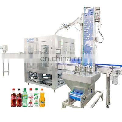 Automatic carbonated soft drink beverage filling capping machine / Cola bottling equipment