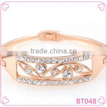 hot selling fashion gold jewelry crystal charm bracelet for women