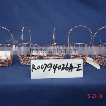 Cuprous small wire gift basket with handle