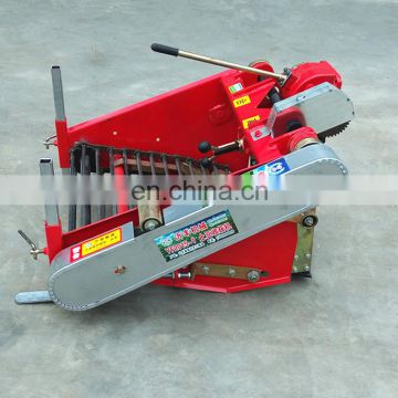 With high quality and competitive price one row mini potato harvester
