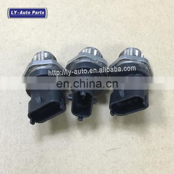 Auto Parts Pressure Sensor For CITROEN C5 C6 PEUGEOT 407 3.0 HDI 1570.Q6 0281006064