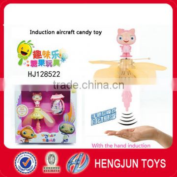 2016 new toys for children with candy Waybuloo accredit induction aircraft interesting toy for kids