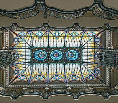 Tiffany Stained Glass Ceiling Panels For Dinning Room Art Leaded Glass Ceiling Dome Is Illuminated By Day With Natural Daylight