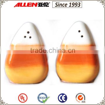 2.4" orange oval shape ceramic salt and pepper shaker wholesale