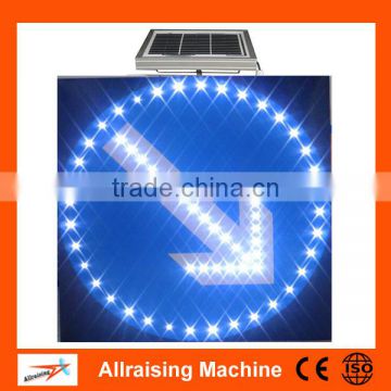 Solar Arrow Road Traffic Signs with LED lighting