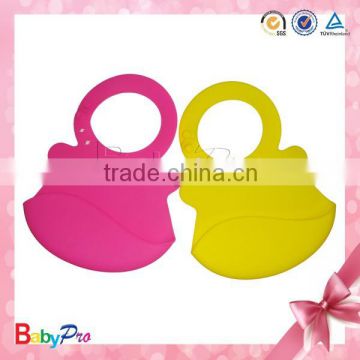 2014 New Design Promotional Baby Bibs Silicone