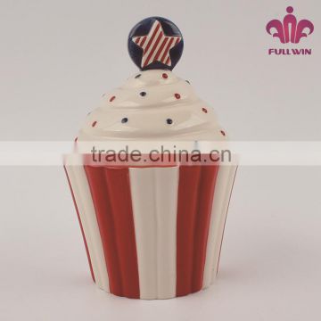 Ceramic ice cream container with 3d lid