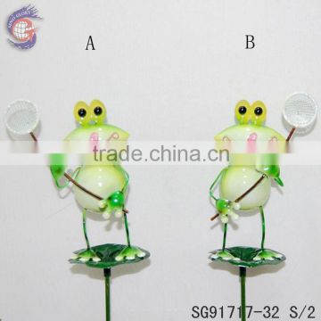 metal frog garden art of green frog stick decoration
