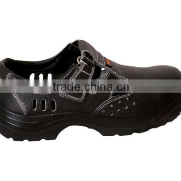 Low cut safety shoes with steel toe for summer season, classic, black, MTW-617