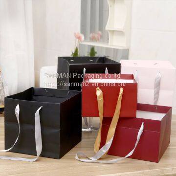 Square bottom paper gift packaging bag