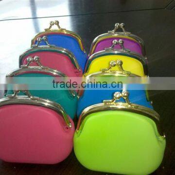 Round silicone diamond case