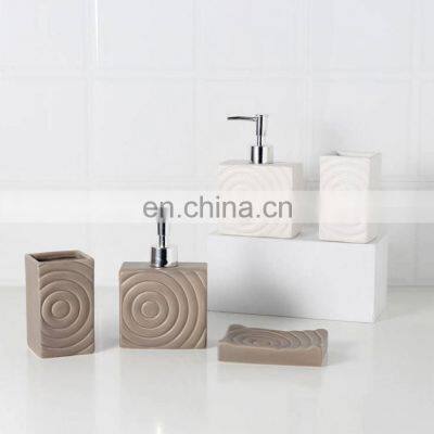 Hot Selling Spiral Pattern Ceramic Bathroom Sets 3pcs bathroom accessories