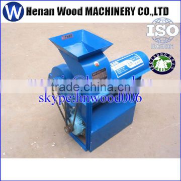 Easily operated wheat thresher with high quality