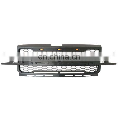 Dongsui Hot sale Auto Front Grill   for Chevrolet Sliverado 1500 2019+