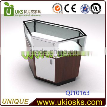 Customized mobile jewelry display case wholesale