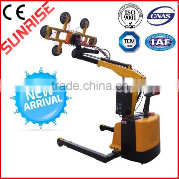 Hot selling battery operate plastic suction mover