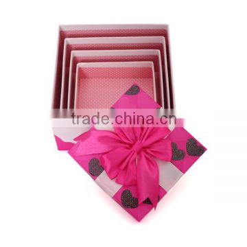 Nice Pink Dot Paste Paper Box