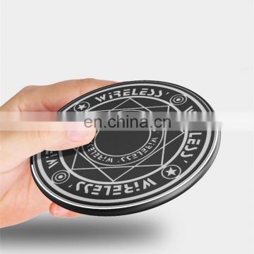 Round Pattern Portable Wireless Charger Quick Cell Phone Charging Charger for Travel Work
