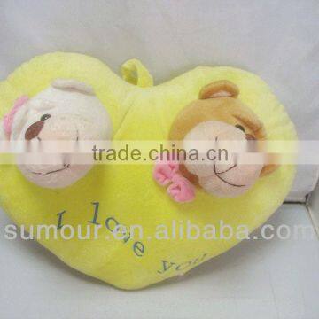 Lovely plush Heart-shaped bear pillow