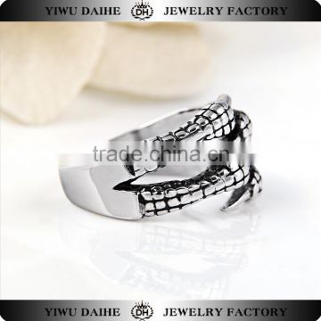 Hot sale fashion stainless steel claw ring jewellry wholesale