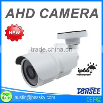 Low cost CCTV Camera with 1/3" CMOS 700TVL IP66