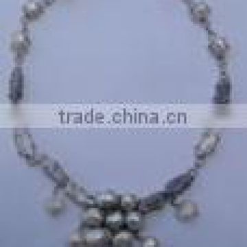 Pearl tumble bead necklace