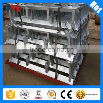 China material handing belt conveyor roller frame