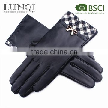 Wholesale fashion bowknot touch screen sheepskin leather gloves