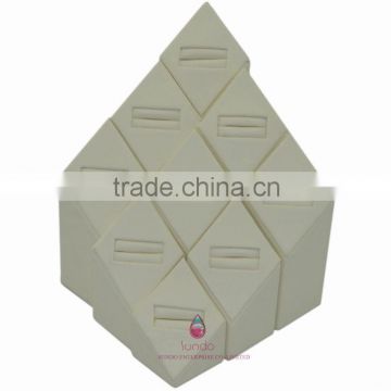 Customized white leather jewelry tray for ring prismatic shape