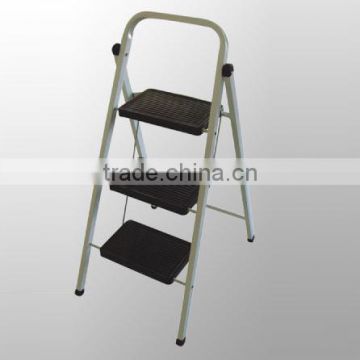 Square steel tube step folding ladder