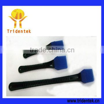 Non-stick hot sell silicone kitchen accessories bbq silicone tool brush