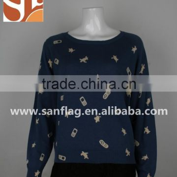 ladies' scoop neck long sleeve pullover piece dye and discharge print knitted sweater
