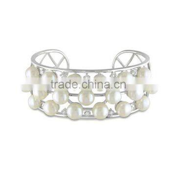 Factory wholesale price latest design daily wear bangle nice pearl bangle